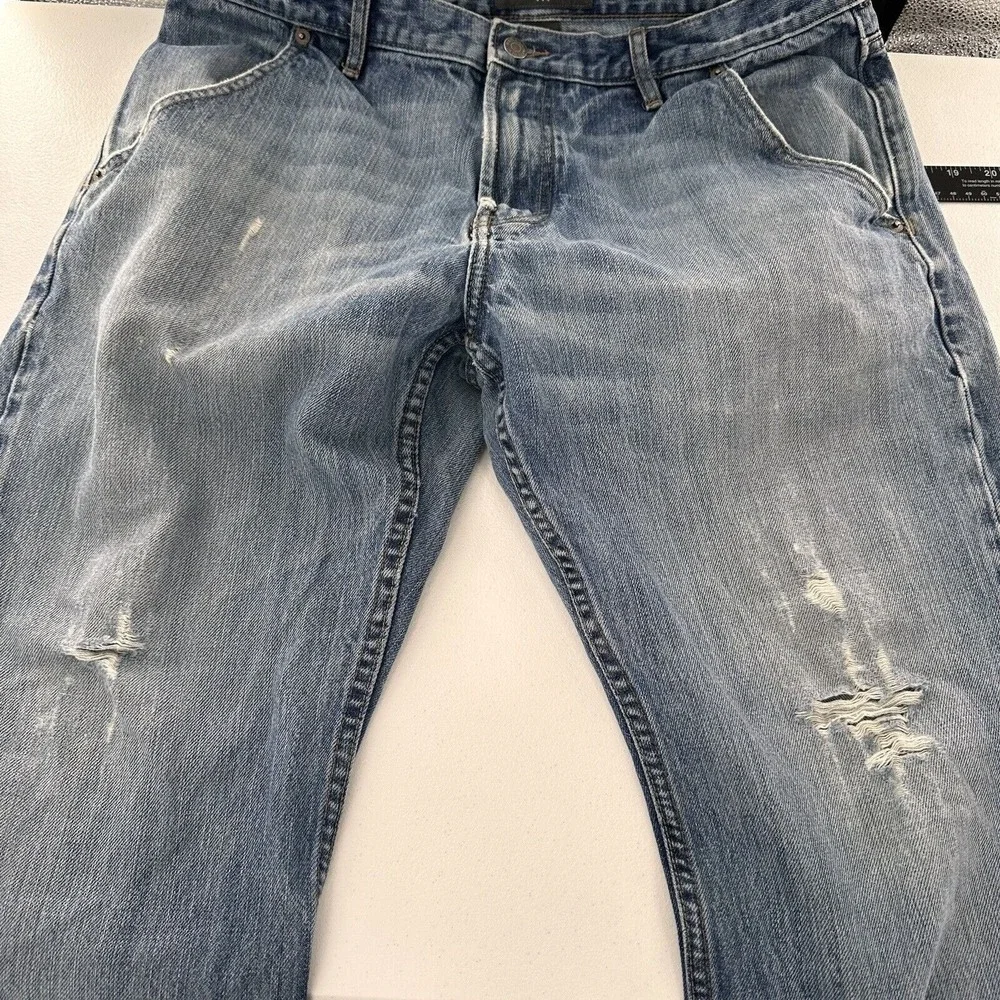 Banana Republic Mens 35x29 Distressed Jeans 100% Cotton Relaxed Fit Bootcut Blue